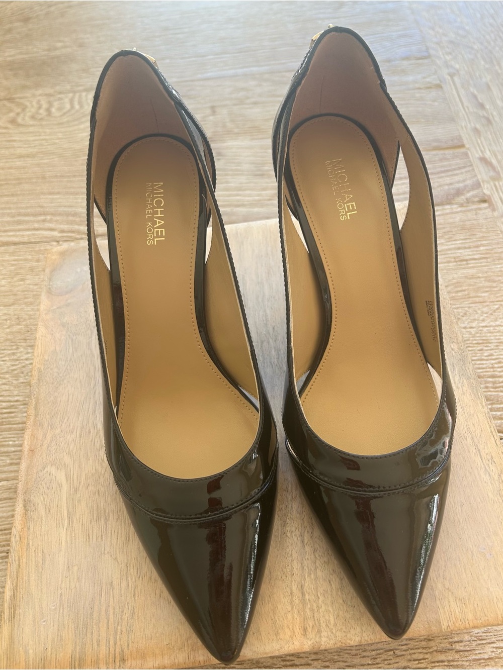 MICHAEL Michael Kors Black Patent Pumps